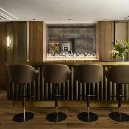 Nh Opera Faubourg 4*