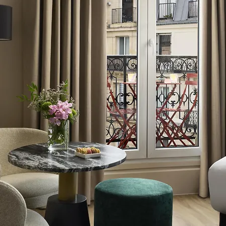 Western Premier Opéra Faubourg Paris
