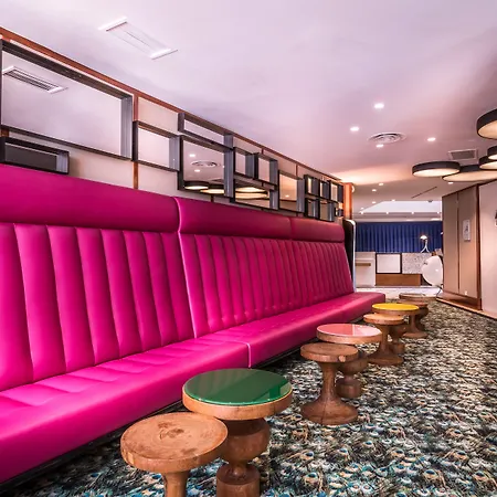 Nh Opera Faubourg Отель 4*